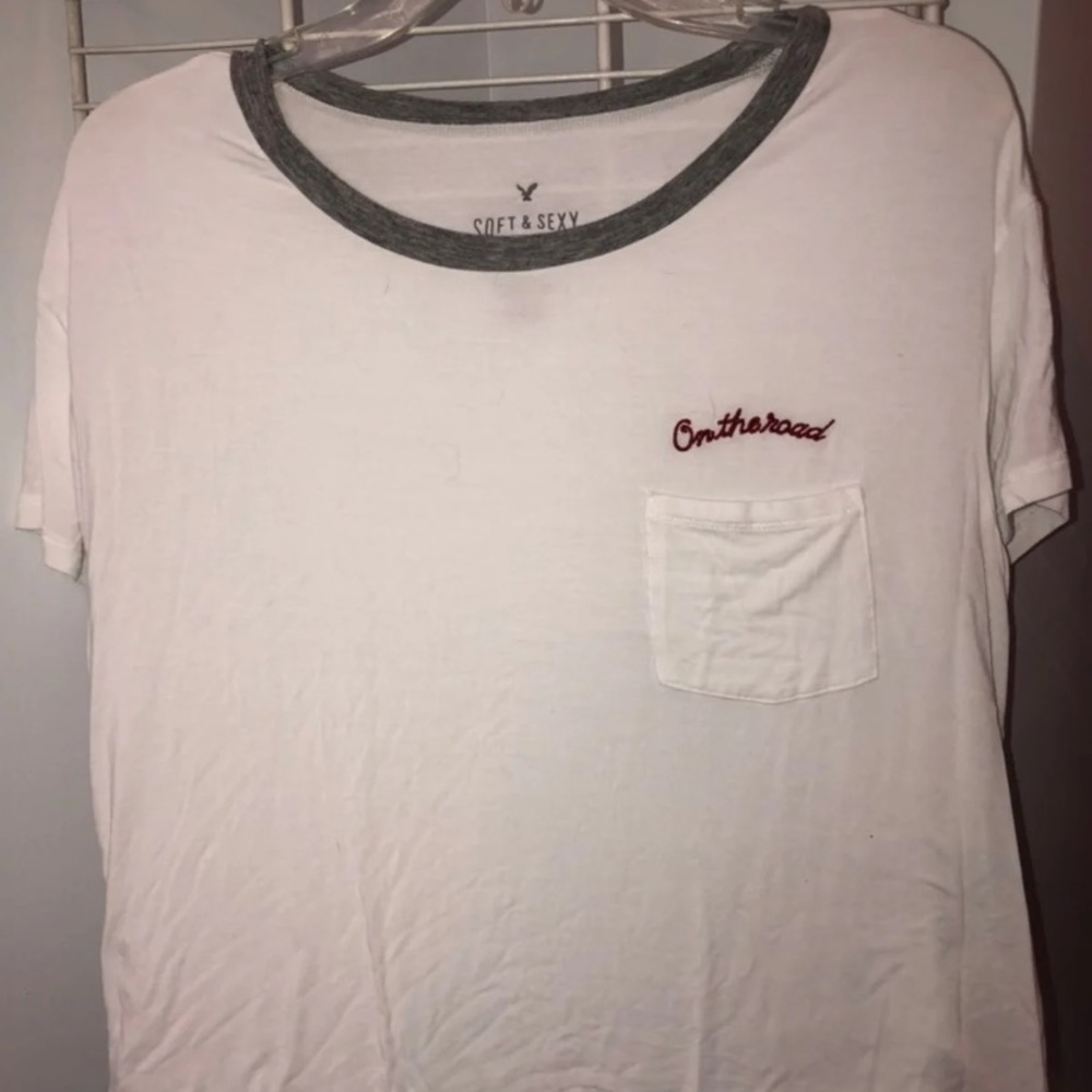 American Eagle Soft & Sexy Crop Tee